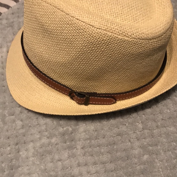 Hat - Picture 3 of 4